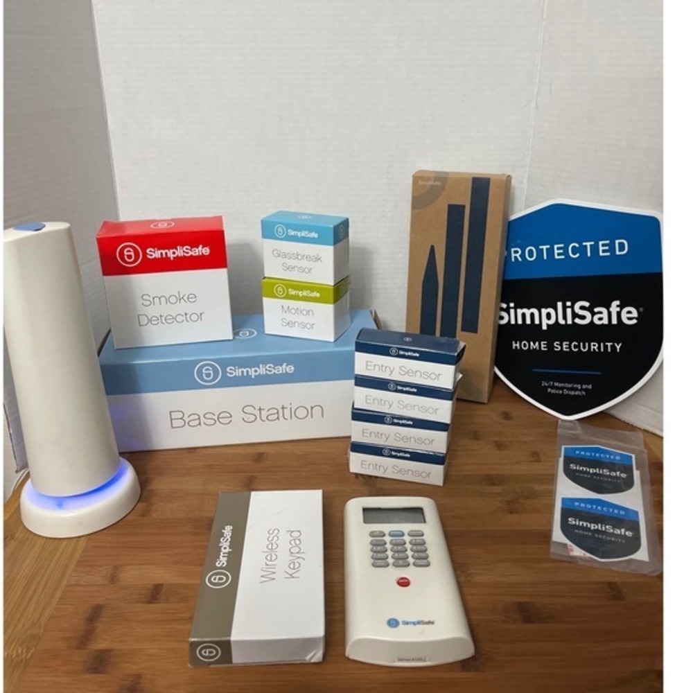 SimpliSafe Home Security System Bundle Base Station Keypad Sensors Smoke‎ Det